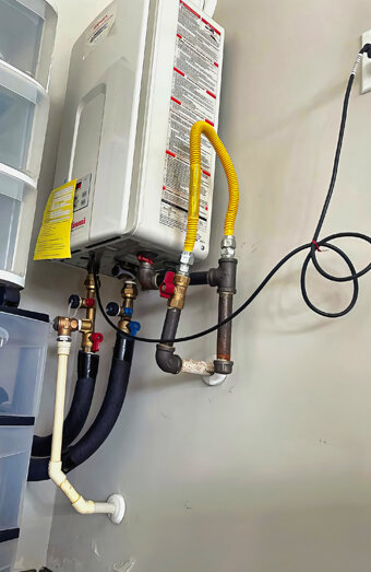 https://tappinghotwater.com.au/uploads/2025/06/instant-hot-water-systems-65049.jpg